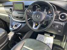 Mercedes-Benz 2.2 V220d AMG Line MPV 5dr Diesel G-Tronic+ Euro 6 (s/s) 8 Seat LWB (163 ps)