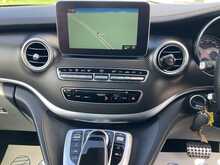 Mercedes-Benz 2.2 V220d AMG Line MPV 5dr Diesel G-Tronic+ Euro 6 (s/s) 8 Seat LWB (163 ps)