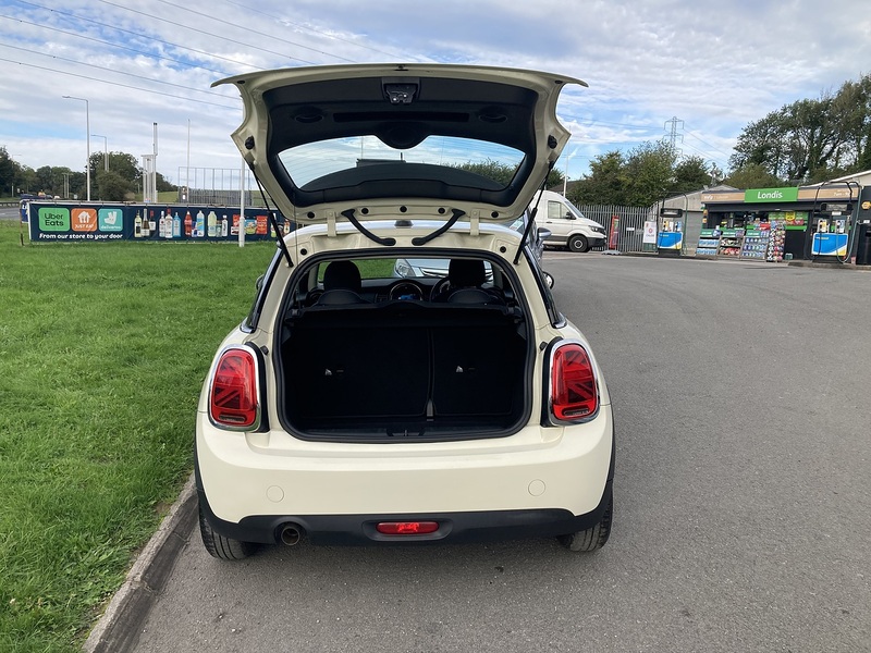 MINI 1.5 One Classic Hatchback 3dr Petrol Manual Euro 6 (s/s) (102 ps)