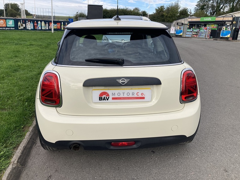 MINI 1.5 One Classic Hatchback 3dr Petrol Manual Euro 6 (s/s) (102 ps)