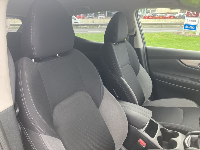 Nissan 1.2 DIG-T N-Connecta SUV 5dr Petrol Manual Euro 6 (s/s) (115 ps)