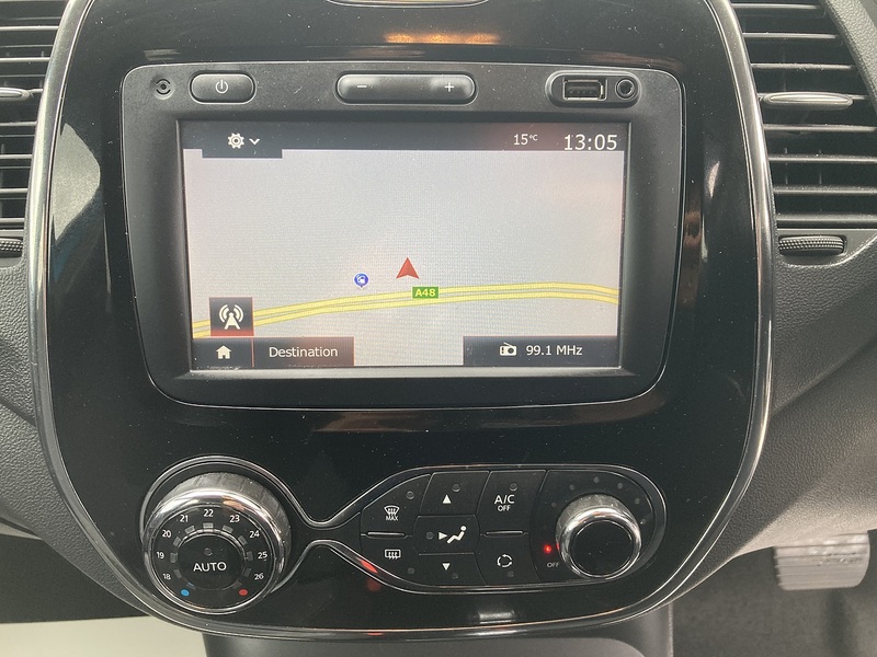 Renault 1.5 dCi ENERGY Dynamique S Nav SUV 5dr Diesel Auto Euro 6 (s/s) (90 ps)