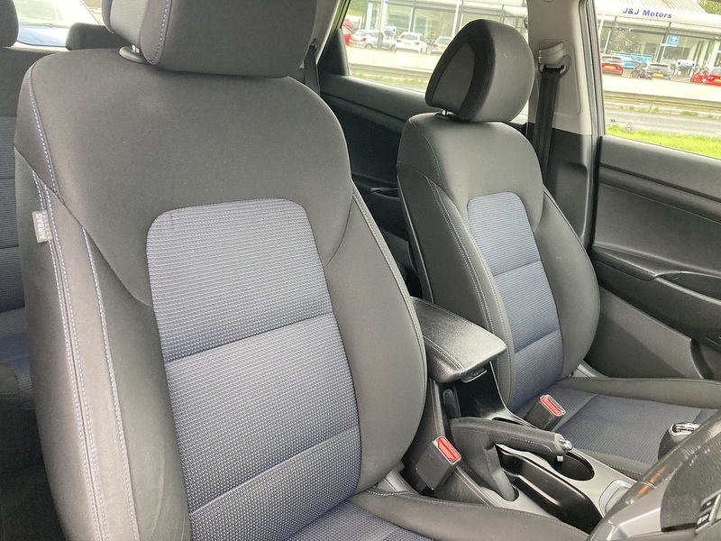 Hyundai 1.7 CRDi Blue Drive SE Nav SUV 5dr Diesel Manual Euro 6 (s/s) (116 ps)