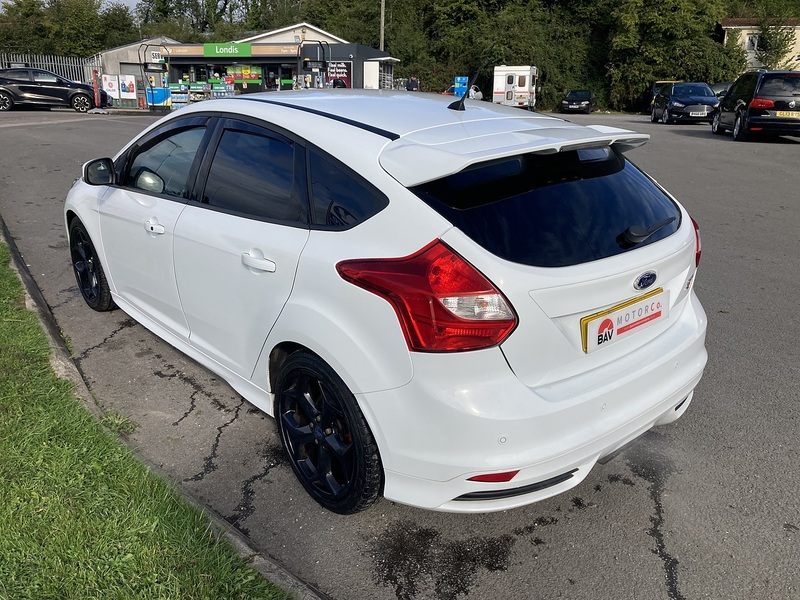 Ford 2.0T EcoBoost ST-3 Hatchback 5dr Petrol Manual Euro 5 (s/s) (250 ps)