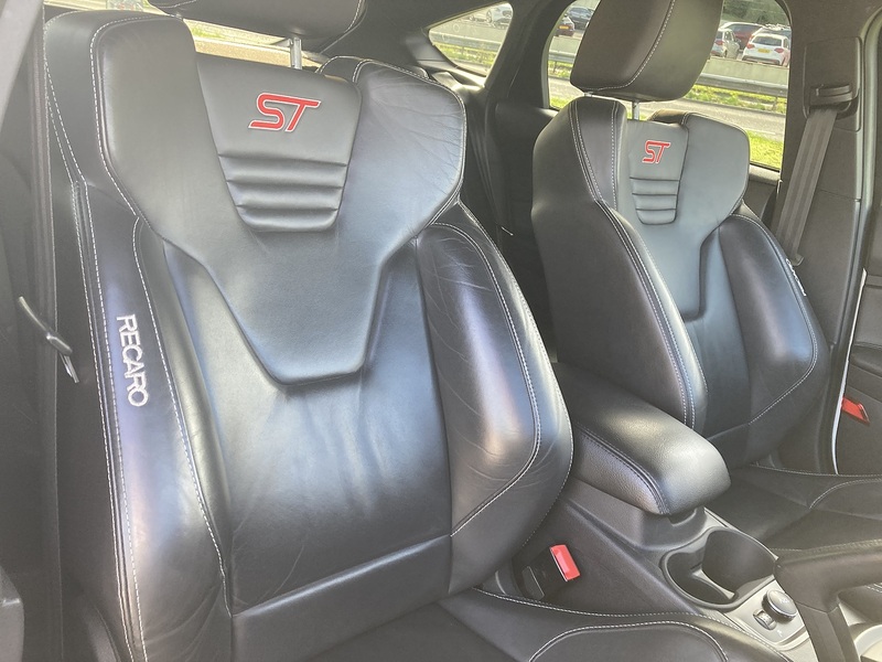 Ford 2.0T EcoBoost ST-3 Hatchback 5dr Petrol Manual Euro 5 (s/s) (250 ps)