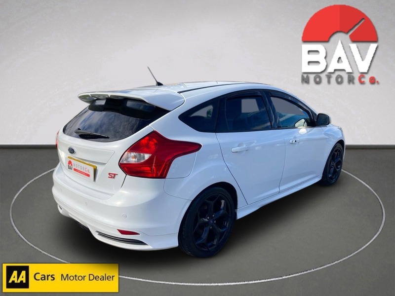 Ford 2.0T EcoBoost ST-3 Hatchback 5dr Petrol Manual Euro 5 (s/s) (250 ps)