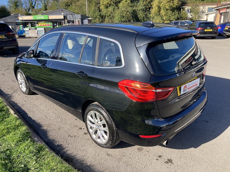BMW 1.5 218i Luxury MPV 5dr Petrol Manual Euro 6 (s/s) (140 ps)
