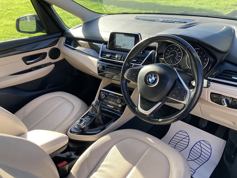 BMW 1.5 218i Luxury MPV 5dr Petrol Manual Euro 6 (s/s) (140 ps)