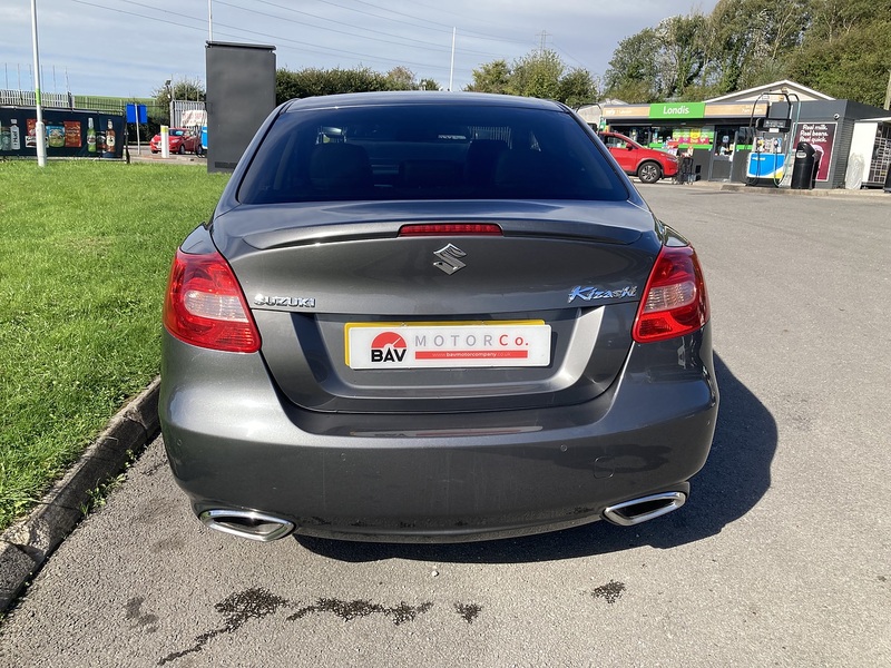 Suzuki 2.4 16V Sport Saloon 4dr Petrol CVT 4WD Euro 5 (178 ps)