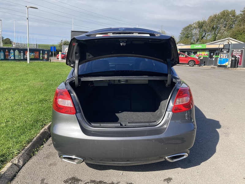Suzuki 2.4 16V Sport Saloon 4dr Petrol CVT 4WD Euro 5 (178 ps)