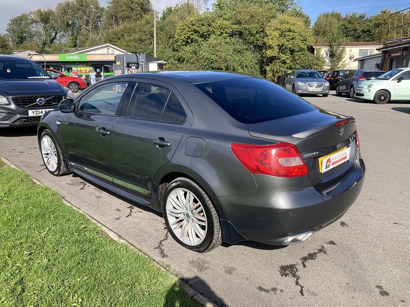 Suzuki 2.4 16V Sport Saloon 4dr Petrol CVT 4WD Euro 5 (178 ps)