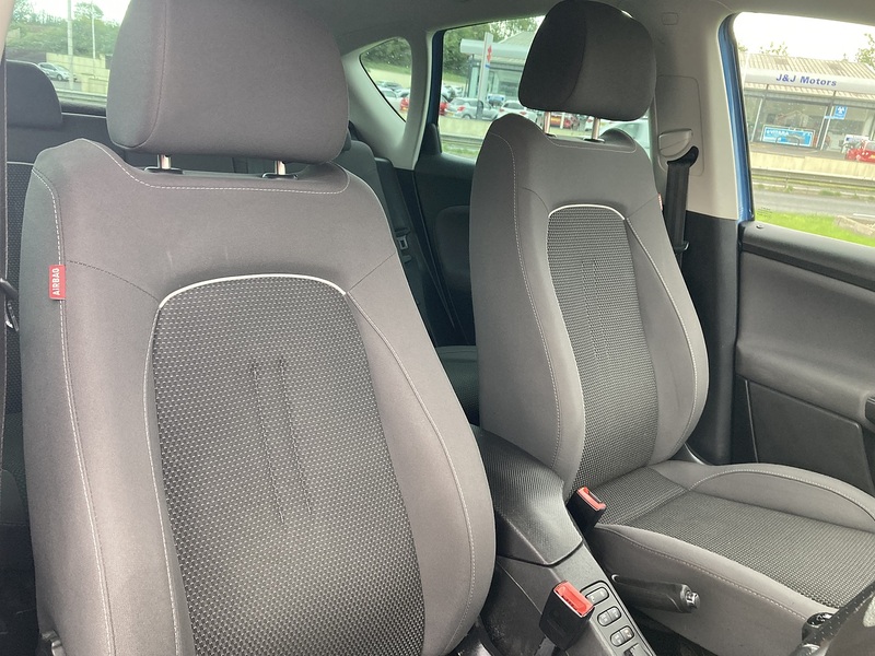 SEAT 1.6 TDI Ecomotive CR I TECH MPV 5dr Diesel Manual Euro 5 (s/s) (105 ps)