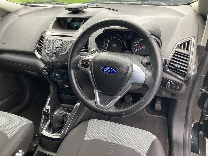 Ford 1.0T EcoBoost Titanium SUV 5dr Petrol Manual 2WD Euro 5 (s/s) (125 ps)