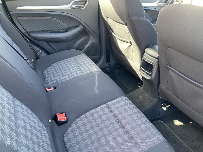 MG 1.5 VTi-TECH Excite SUV 5dr Petrol Manual Euro 6 (s/s) (106 ps)