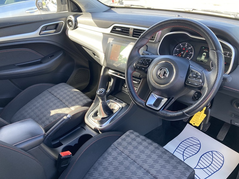 MG 1.5 VTi-TECH Excite SUV 5dr Petrol Manual Euro 6 (s/s) (106 ps)