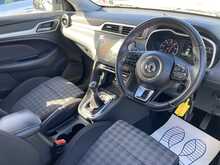 MG 1.5 VTi-TECH Excite SUV 5dr Petrol Manual Euro 6 (s/s) (106 ps)