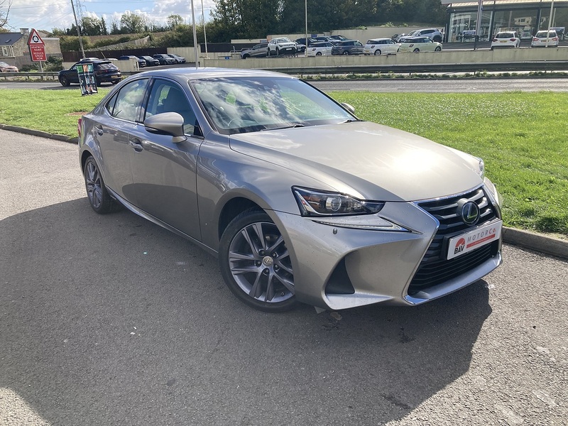 Lexus 2.5 300h Advance Saloon 4dr Petrol Hybrid E-CVT Euro 6 (s/s) (223 ps)
