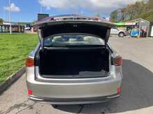 Lexus 2.5 300h Advance Saloon 4dr Petrol Hybrid E-CVT Euro 6 (s/s) (223 ps)