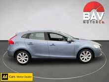 Volvo 2.0 T2 GPF Inscription Hatchback 5dr Petrol Manual Euro 6 (s/s) (122 ps)
