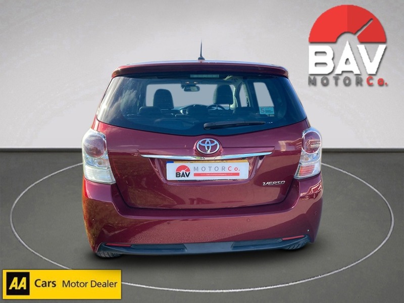 Toyota 1.6 V-Matic Design MPV 5dr Petrol Manual Euro 6 (7 Seat) (132 ps)