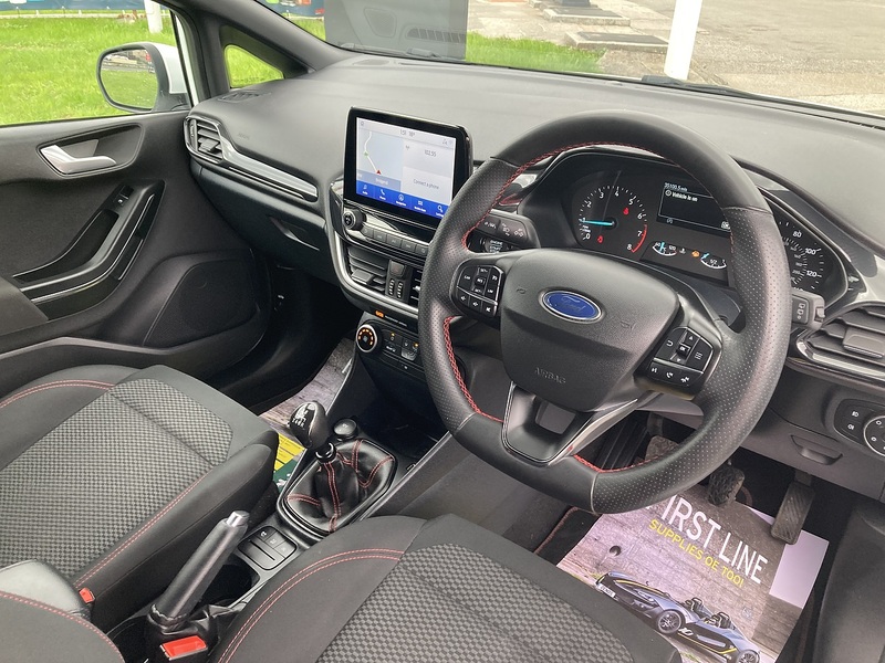 Ford 1.0T EcoBoost ST-Line Edition Hatchback 5dr Petrol Manual Euro 6 (s/s) (100 ps)
