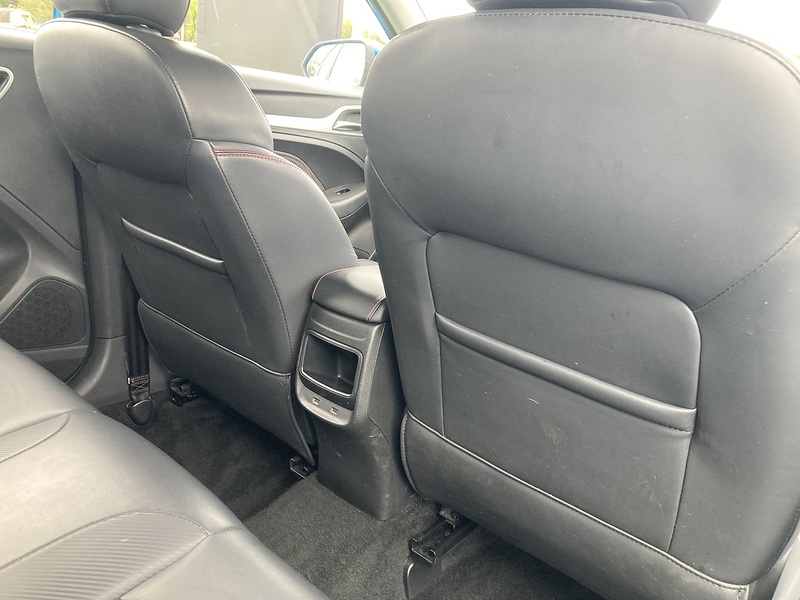 MG 1.5 VTi-TECH Exclusive SUV 5dr Petrol Manual Euro 6 (s/s) (106 ps)
