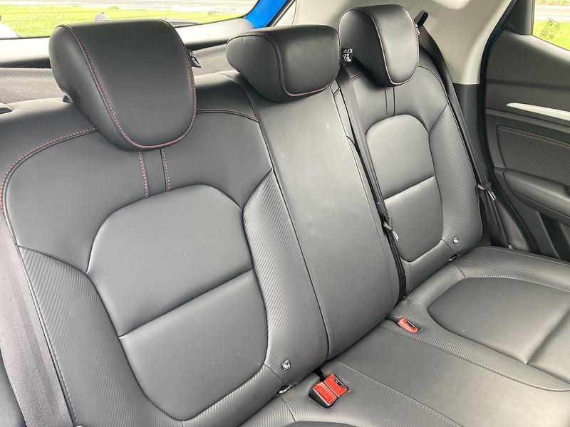 MG 1.5 VTi-TECH Exclusive SUV 5dr Petrol Manual Euro 6 (s/s) (106 ps)