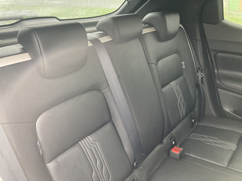 Nissan 1.6 Premiere Edition SUV 5dr Petrol Hybrid Auto Euro 6 (143 ps)