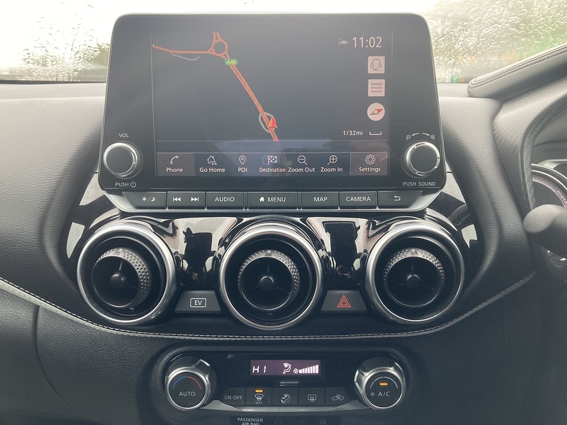 Nissan 1.6 Premiere Edition SUV 5dr Petrol Hybrid Auto Euro 6 (143 ps)
