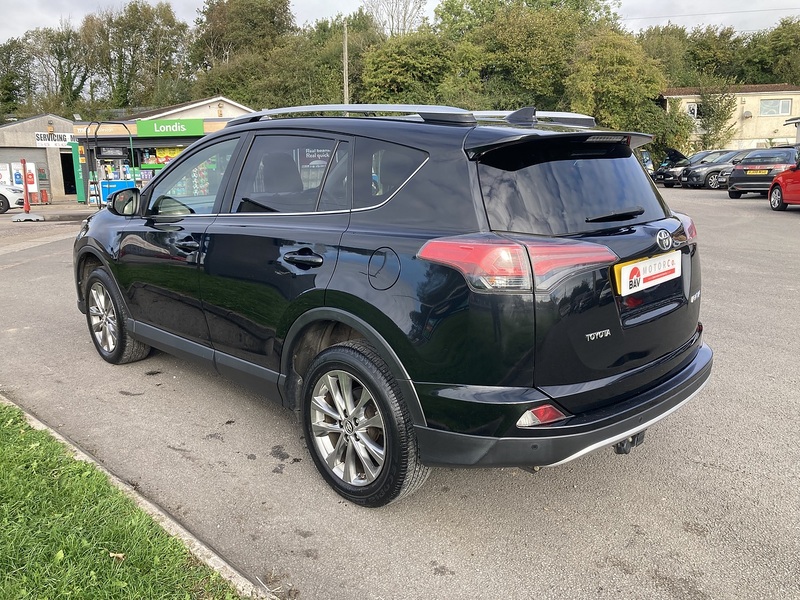 Toyota 2.0 D-4D Excel SUV 5dr Diesel Manual Euro 6 (s/s) (143 ps)