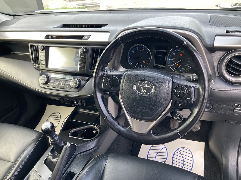 Toyota 2.0 D-4D Excel SUV 5dr Diesel Manual Euro 6 (s/s) (143 ps)