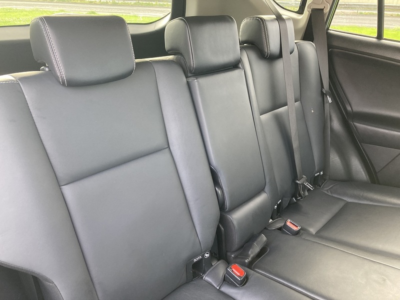 Toyota 2.0 D-4D Excel SUV 5dr Diesel Manual Euro 6 (s/s) (143 ps)