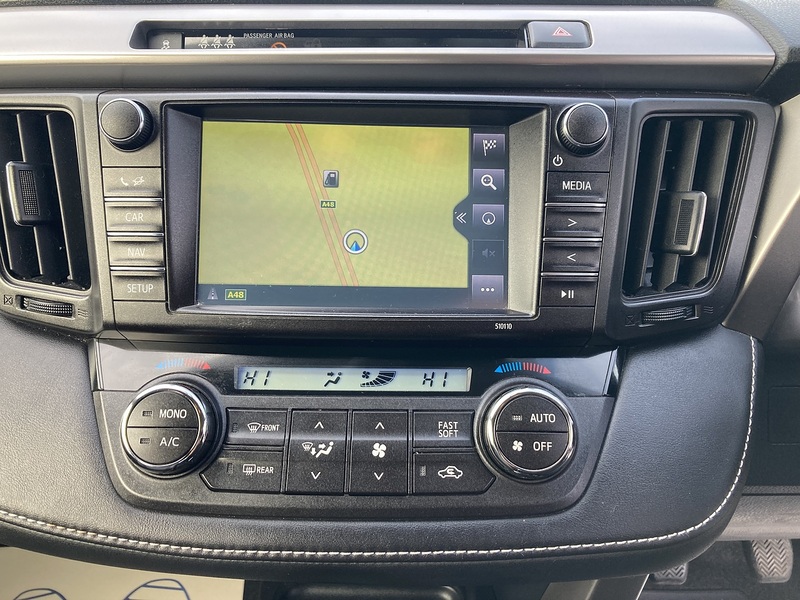 Toyota 2.0 D-4D Excel SUV 5dr Diesel Manual Euro 6 (s/s) (143 ps)