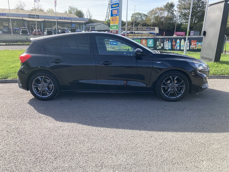 Ford 1.0T EcoBoost ST-Line Hatchback 5dr Petrol Manual Euro 6 (s/s) (125 ps)