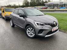 Renault 1.3 TCe Iconic SUV 5dr Petrol Manual Euro 6 (s/s) (130 ps)