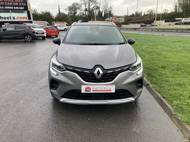 Renault 1.3 TCe Iconic SUV 5dr Petrol Manual Euro 6 (s/s) (130 ps)