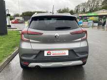 Renault 1.3 TCe Iconic SUV 5dr Petrol Manual Euro 6 (s/s) (130 ps)