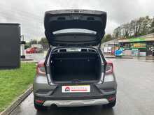 Renault 1.3 TCe Iconic SUV 5dr Petrol Manual Euro 6 (s/s) (130 ps)