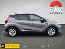 Renault 1.3 TCe Iconic SUV 5dr Petrol Manual Euro 6 (s/s) (130 ps)