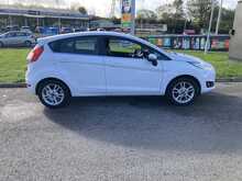 Ford 1.0T EcoBoost Zetec Hatchback 5dr Petrol Manual Euro 6 (s/s) (100 ps)
