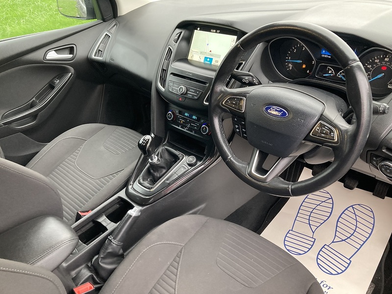 Ford 1.5 TDCi Titanium Hatchback 5dr Diesel Manual Euro 6 (s/s) (120 ps)