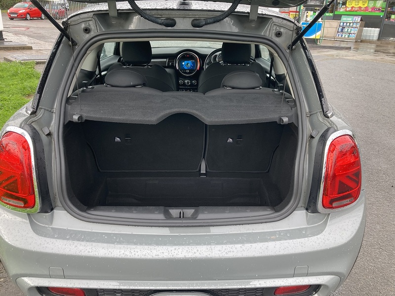 MINI 2.0 Cooper S Hatchback 3dr Petrol Steptronic Euro 6 (s/s) (192 ps)