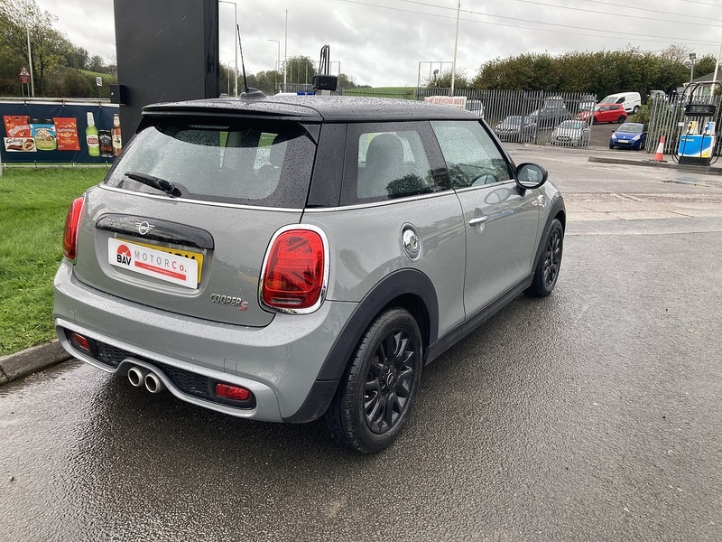 MINI 2.0 Cooper S Hatchback 3dr Petrol Steptronic Euro 6 (s/s) (192 ps)