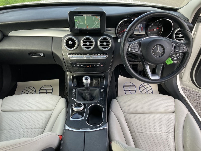 Mercedes-Benz 2.0 C200 Sport Estate 5dr Petrol Manual Euro 6 (s/s) (184 ps)