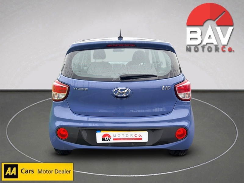 Hyundai 1.2 SE Hatchback 5dr Petrol Manual Euro 6 (87 ps)