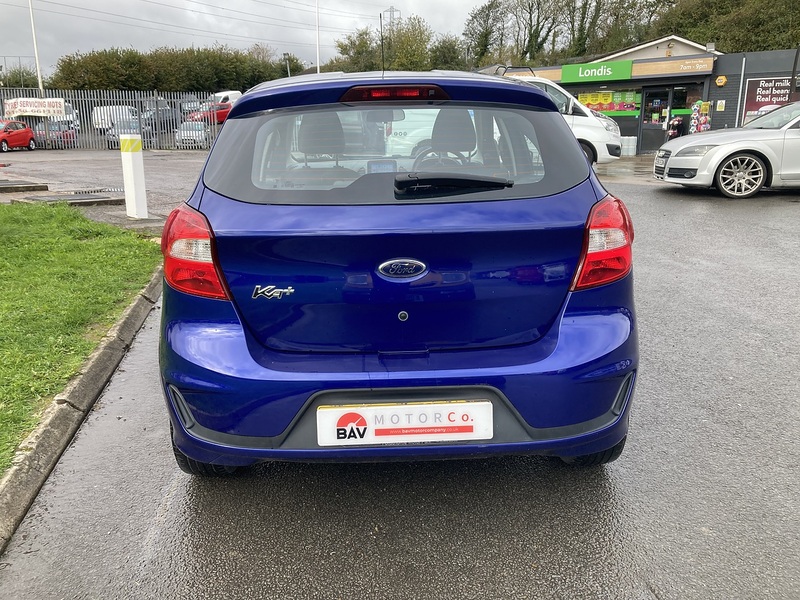 Ford 1.2 Ti-VCT Zetec Hatchback 5dr Petrol Manual Euro 6 (s/s) (85 ps)