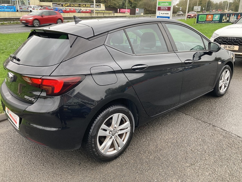 Vauxhall 1.6 CDTi ecoTEC BlueInjection Tech Line Nav Hatchback 5dr Diesel Manual Euro 6 (s/s) (110 ps)