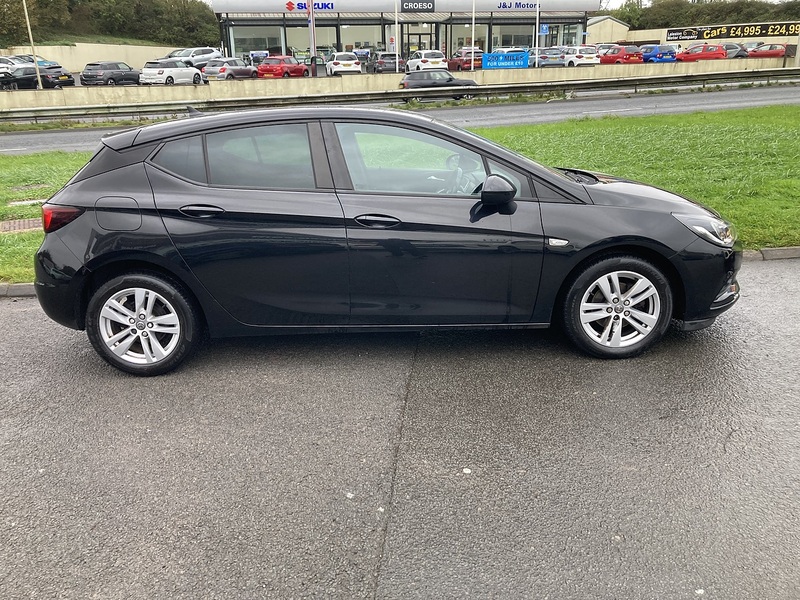 Vauxhall 1.6 CDTi ecoTEC BlueInjection Tech Line Nav Hatchback 5dr Diesel Manual Euro 6 (s/s) (110 ps)
