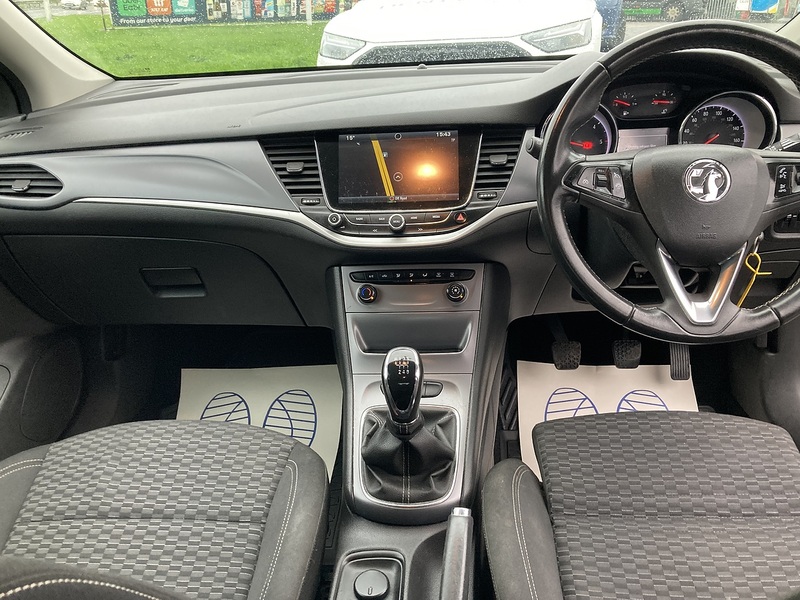 Vauxhall 1.6 CDTi ecoTEC BlueInjection Tech Line Nav Hatchback 5dr Diesel Manual Euro 6 (s/s) (110 ps)