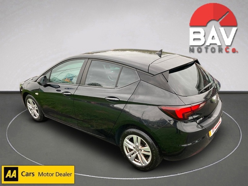 Vauxhall 1.6 CDTi ecoTEC BlueInjection Tech Line Nav Hatchback 5dr Diesel Manual Euro 6 (s/s) (110 ps)
